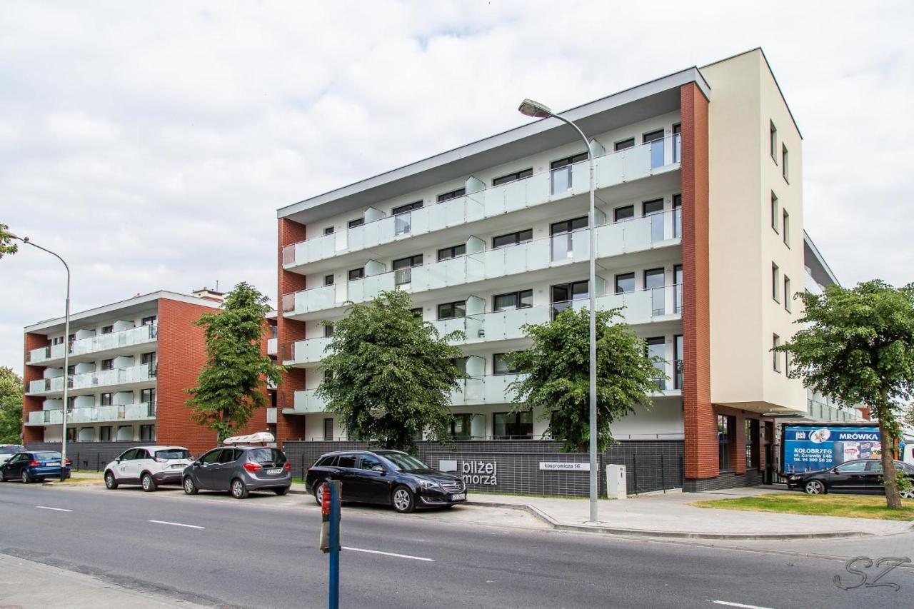 Blizej Morza 102 Z Prywatnym Garazem I Rowerami W Cenie Kołobrzeg Exterior foto